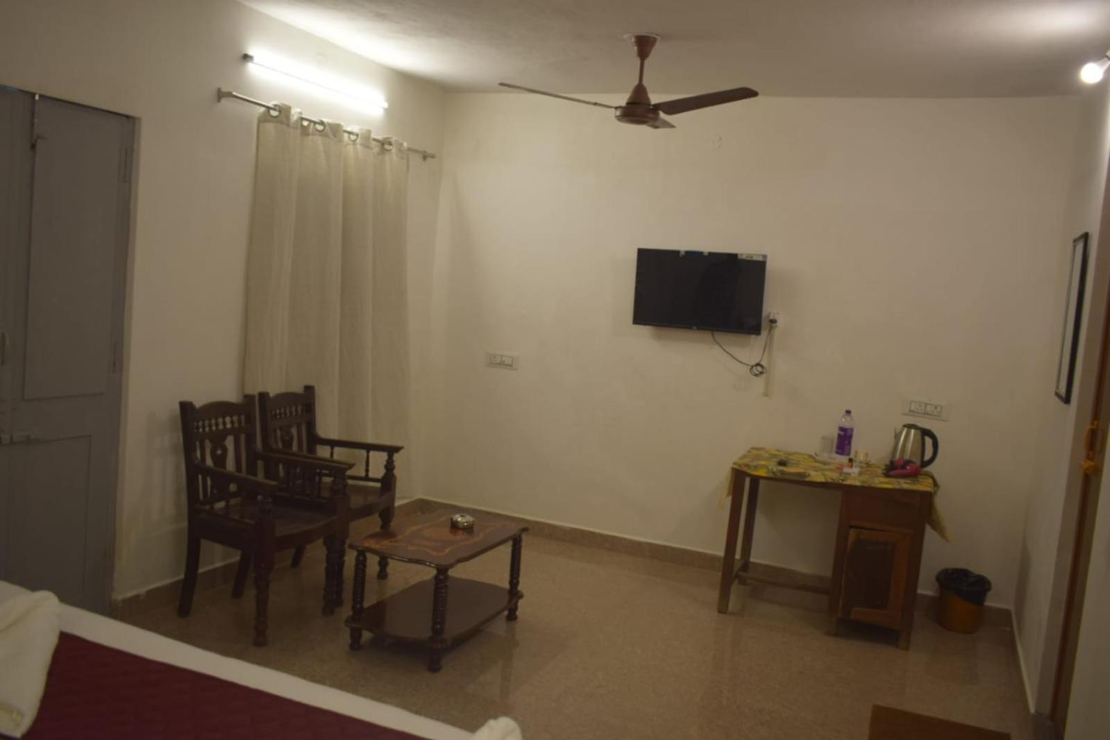 Le Epic Resort Virāmpattinam Zewnętrze zdjęcie